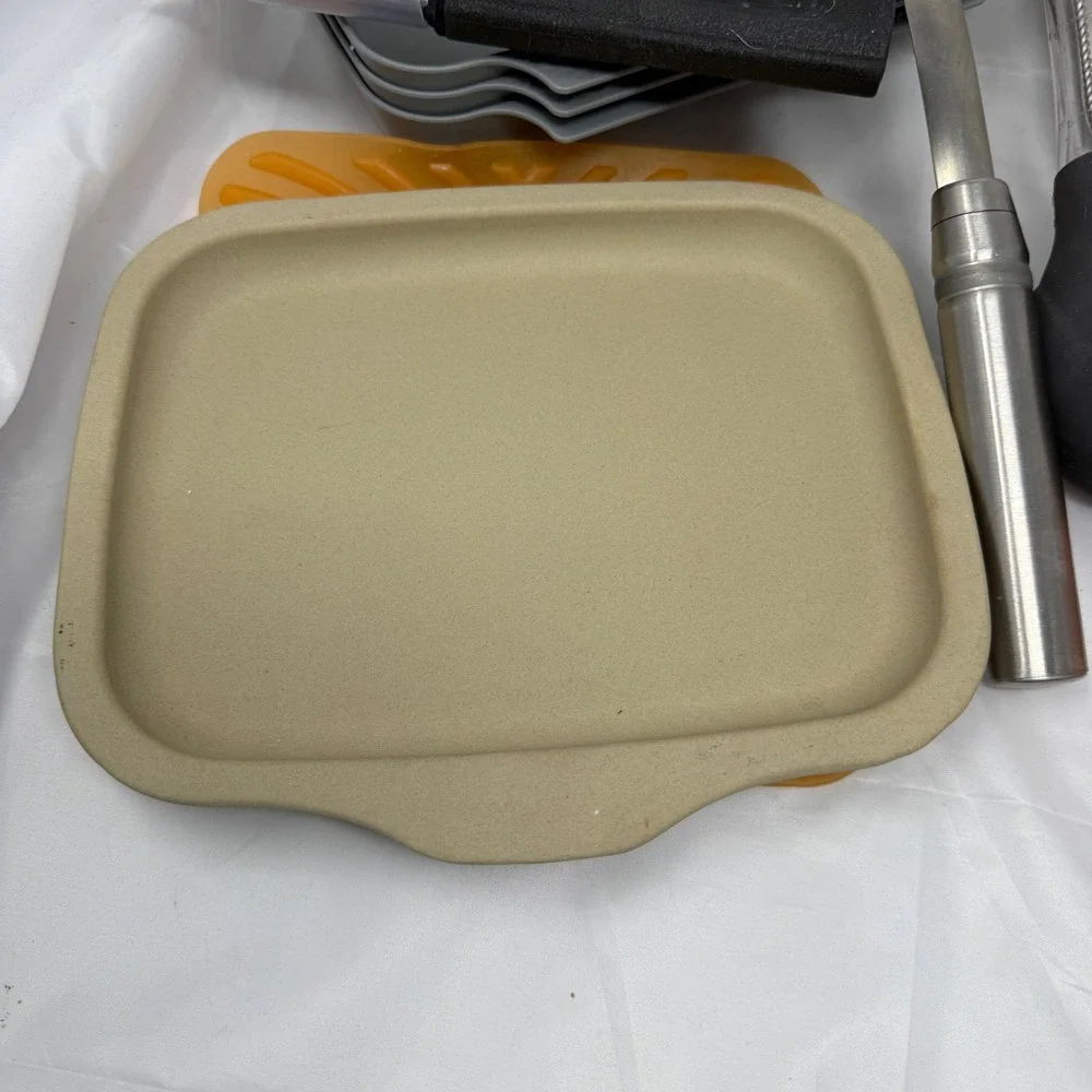 Pampered Chef Kitchen Tool Set Stoneware Pan Spatula Zester Baster Tote 10+ Pc